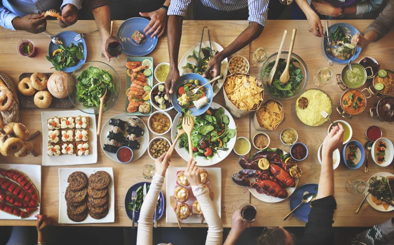 MINI FEAST